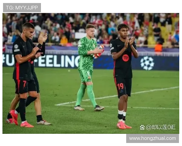 F1赛季激烈角逐继续 红牛车队领跑积分榜 法拉利与梅赛德斯奋力追赶 F1赛季激烈角逐继续 红牛车队领跑积分榜 法拉利与梅赛德斯奋力追赶