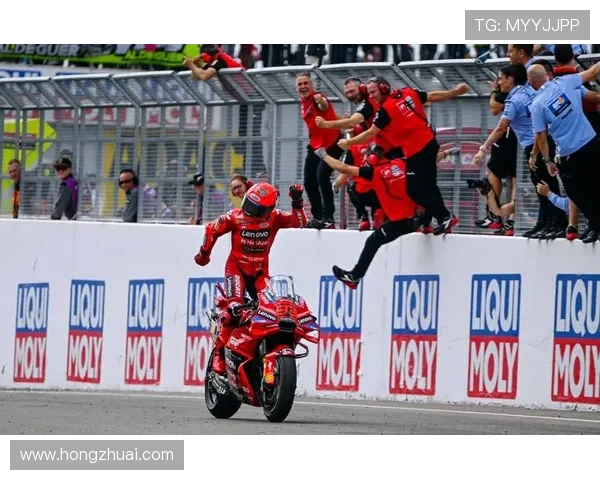 2025赛季MotoGP冠军争夺白热化 各车队战术调整引发关注 2025赛季MotoGP冠军争夺白热化 各车队战术调整引发关注