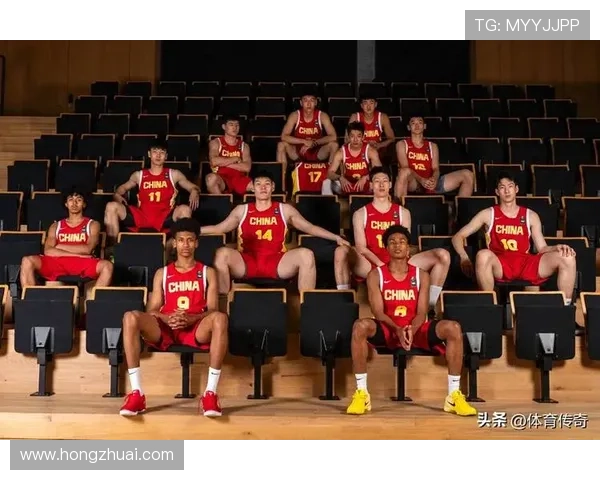 中国男篮全力备战世界杯 热身赛精彩纷呈 新阵容展现出强劲实力 中国男篮全力备战世界杯 热身赛精彩纷呈 新阵容展现出强劲实力