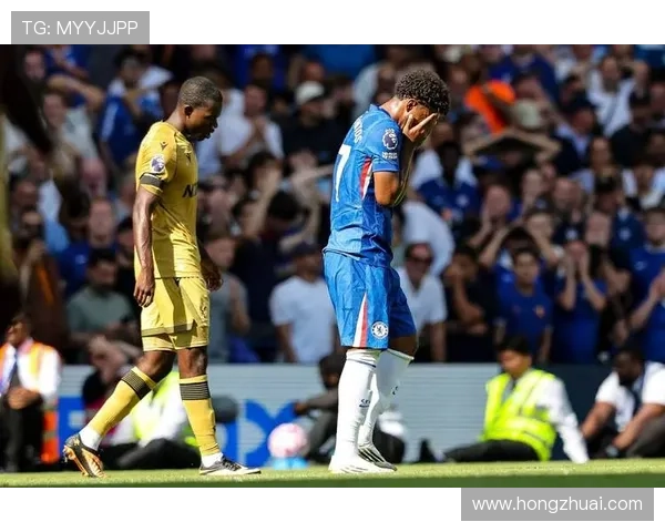 新赛季焦点战来袭豪门争锋年轻球员成胜负关键引发热议球迷期待 新赛季焦点战来袭豪门争锋年轻球员成胜负关键引发热议球迷期待